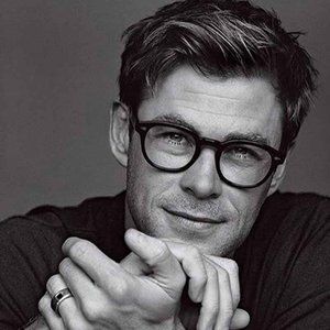 Flat mirror myopia glasses frame